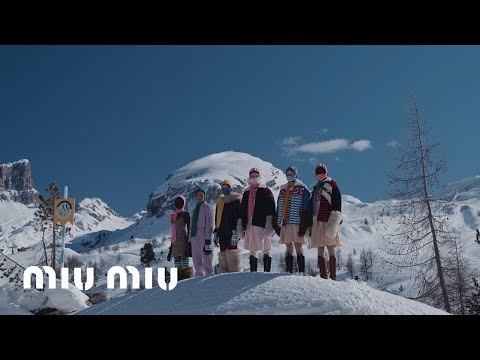 Miu Miu Fall/Winter 2021 Fashion Show: Brave Hearts