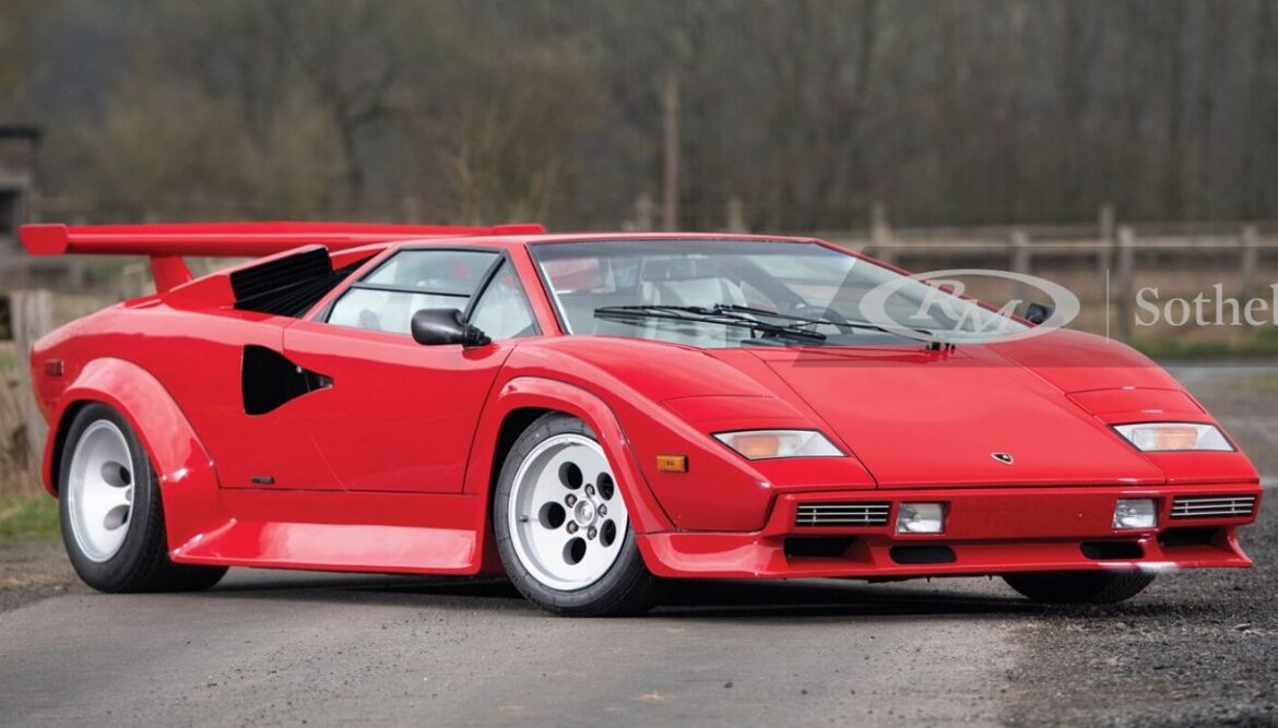 Lamborghini Countach LP500