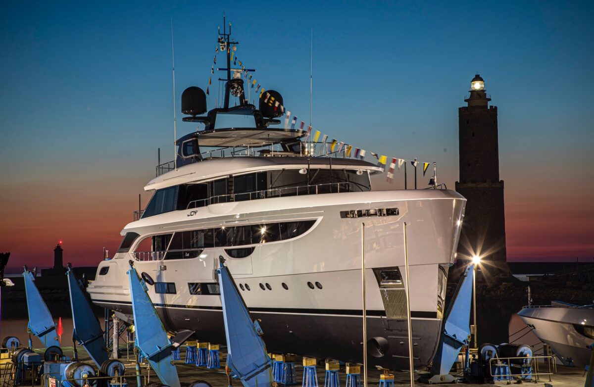 Benetti Launch second unit of Oasis 40M 