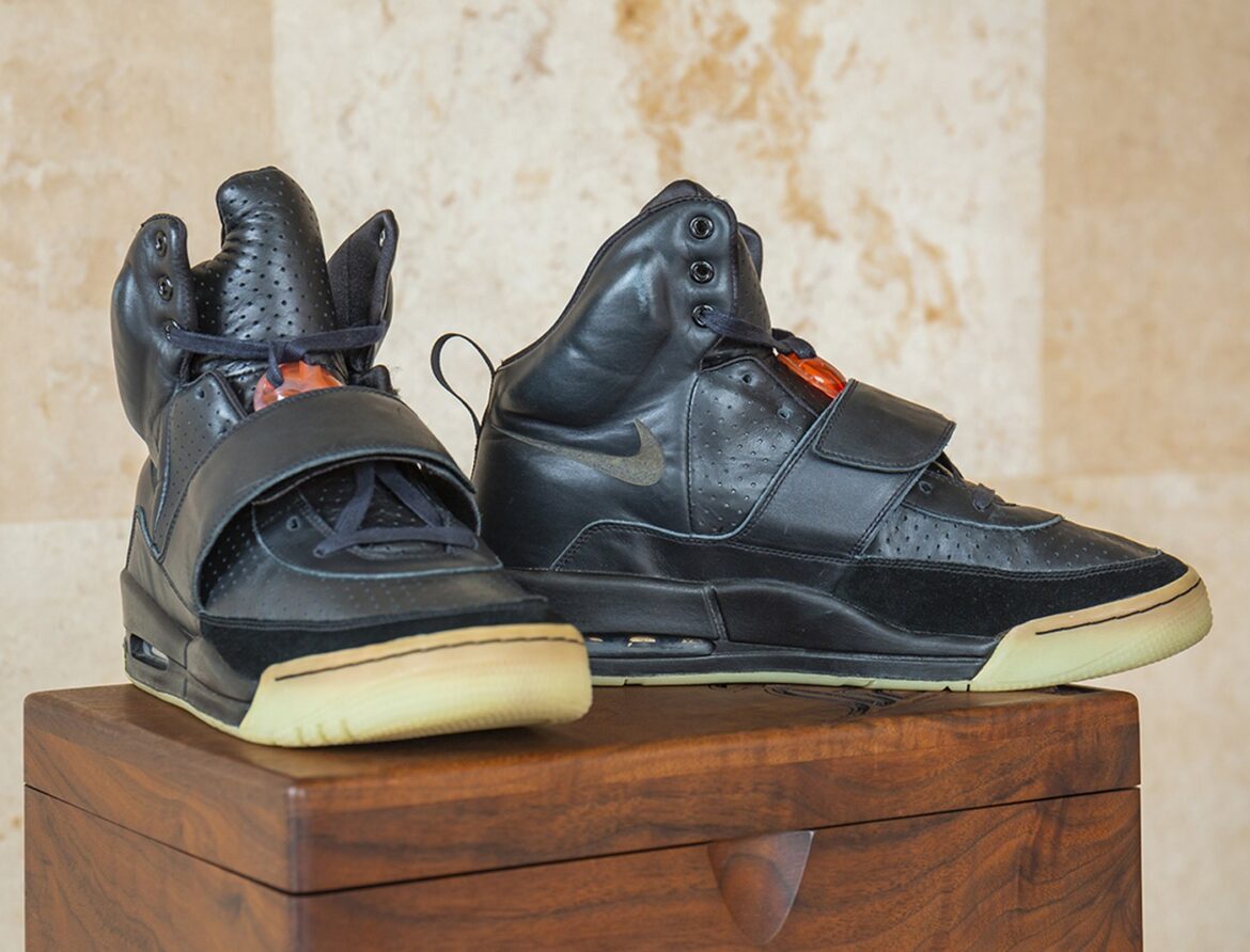 Kanye West Grammy subastan Nike Air Yeezy 1 - Daily