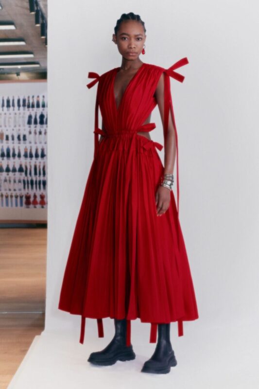 Alexander McQueen Pre Fall 21