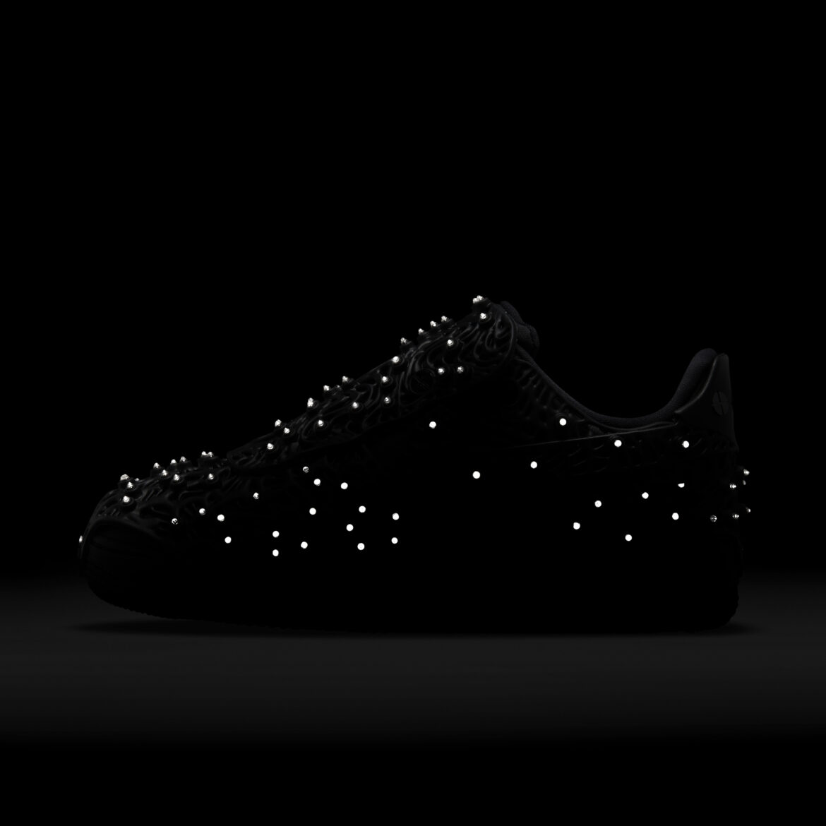 SWAROVSKI x NIKE AIR FORCE 1