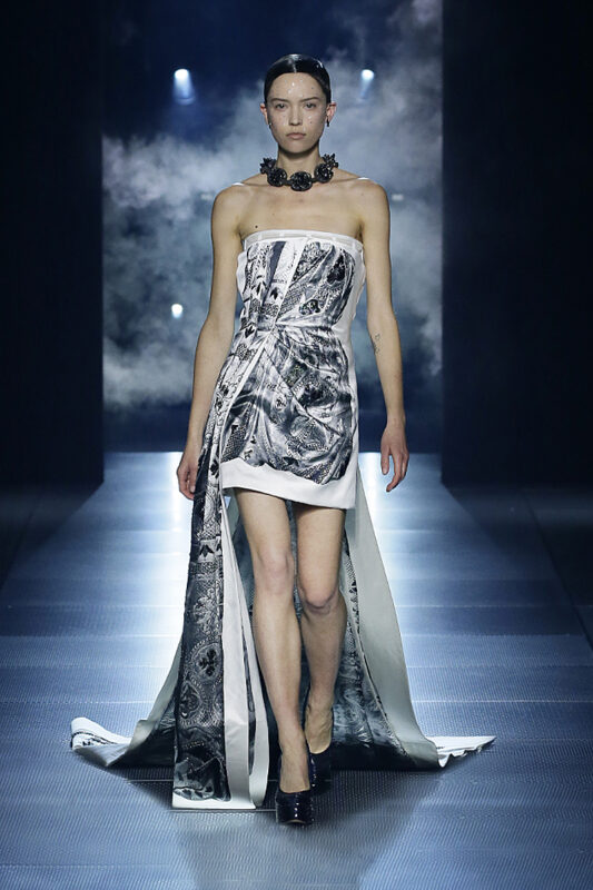 Fendi Haute Couture 22