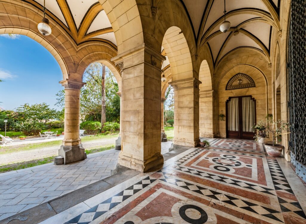 CASTELLO DI ACIREALE, SICILIA