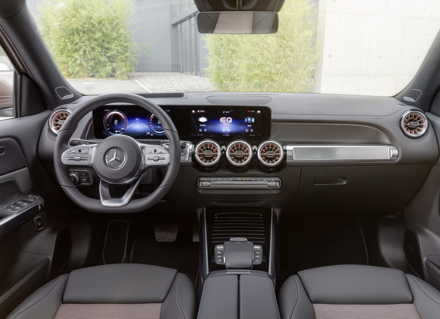 Mercedes EQB 