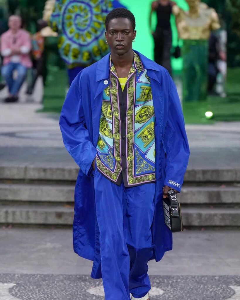 MMU: Versace pays homage to Generation Z - Montenapo Daily