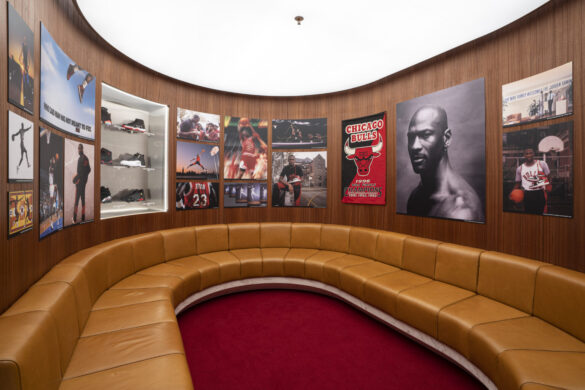 Jordan World Of Flight