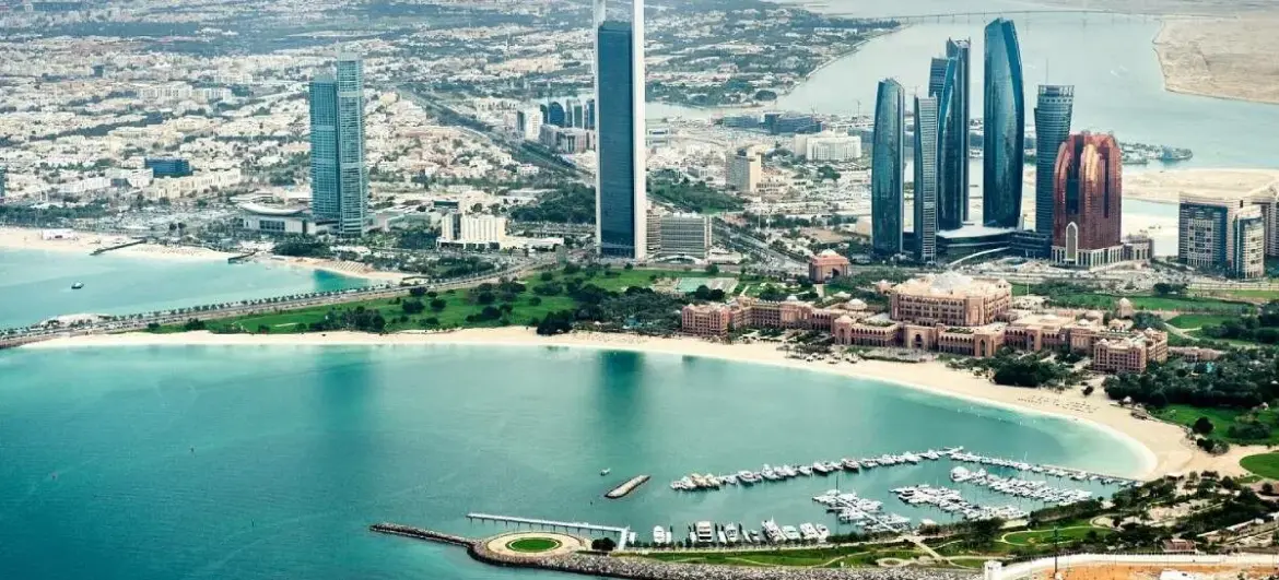 Abu-Dhabi-Skyline