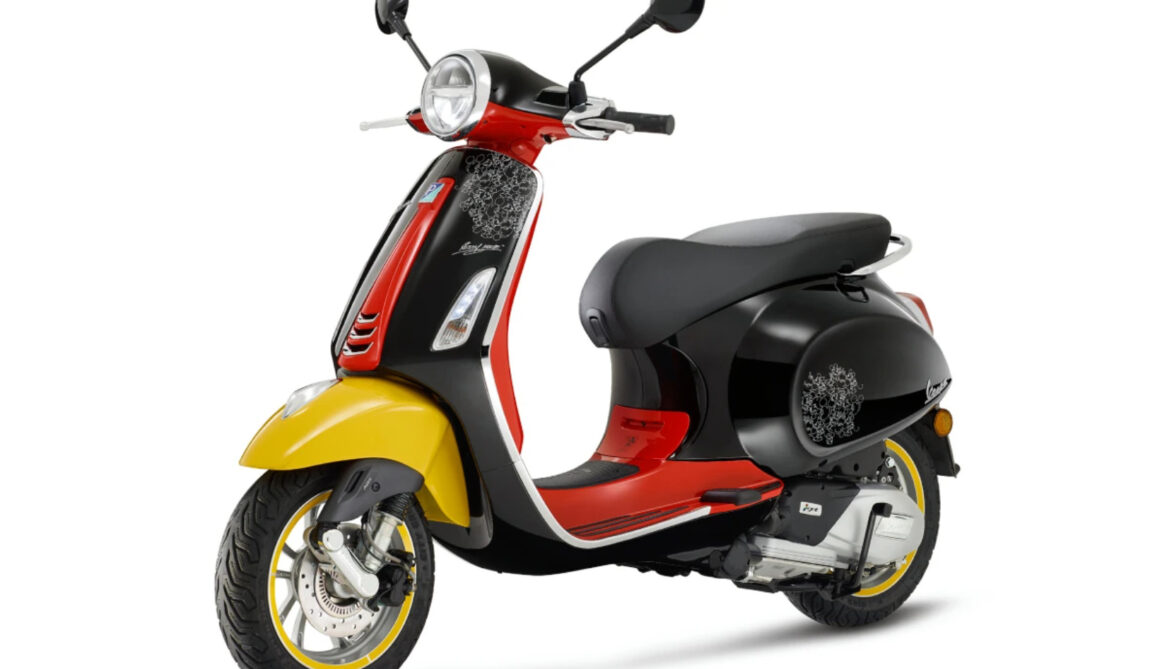 Disney Mickey Mouse Edition by Vespa