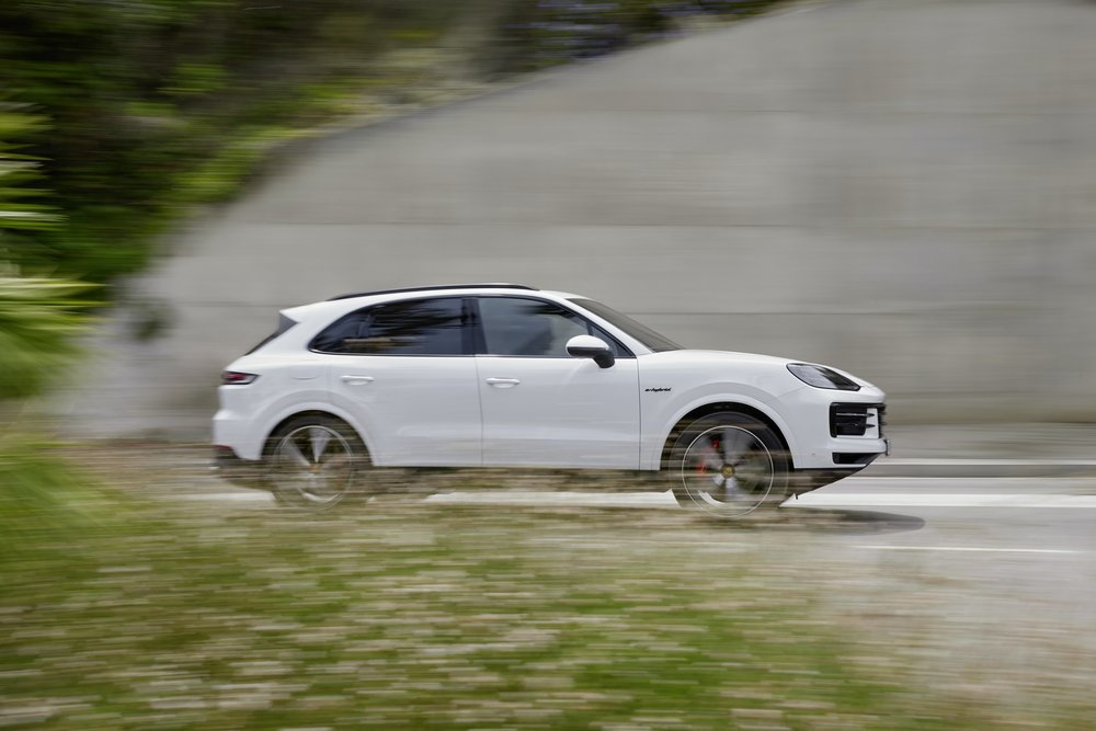 Porsche  E-Hybrid Cayenne